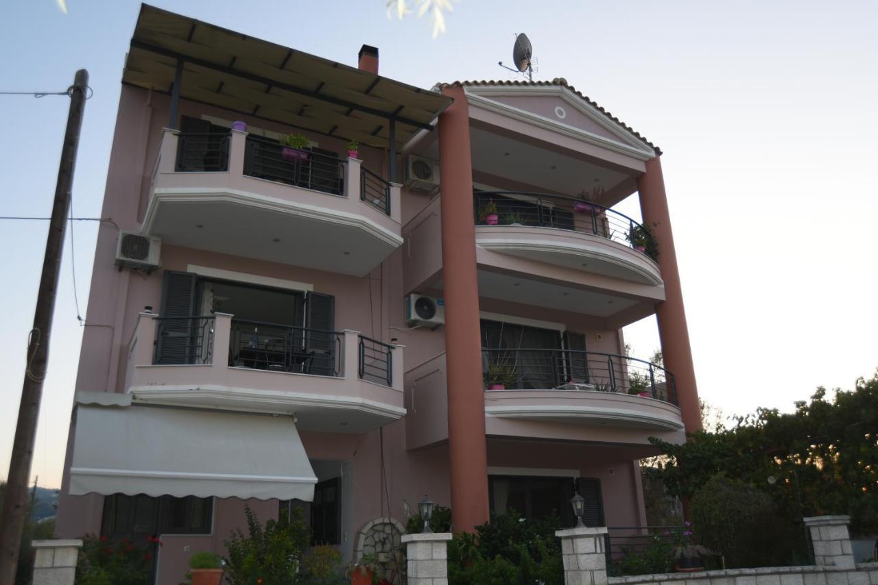 דירה Georgias House